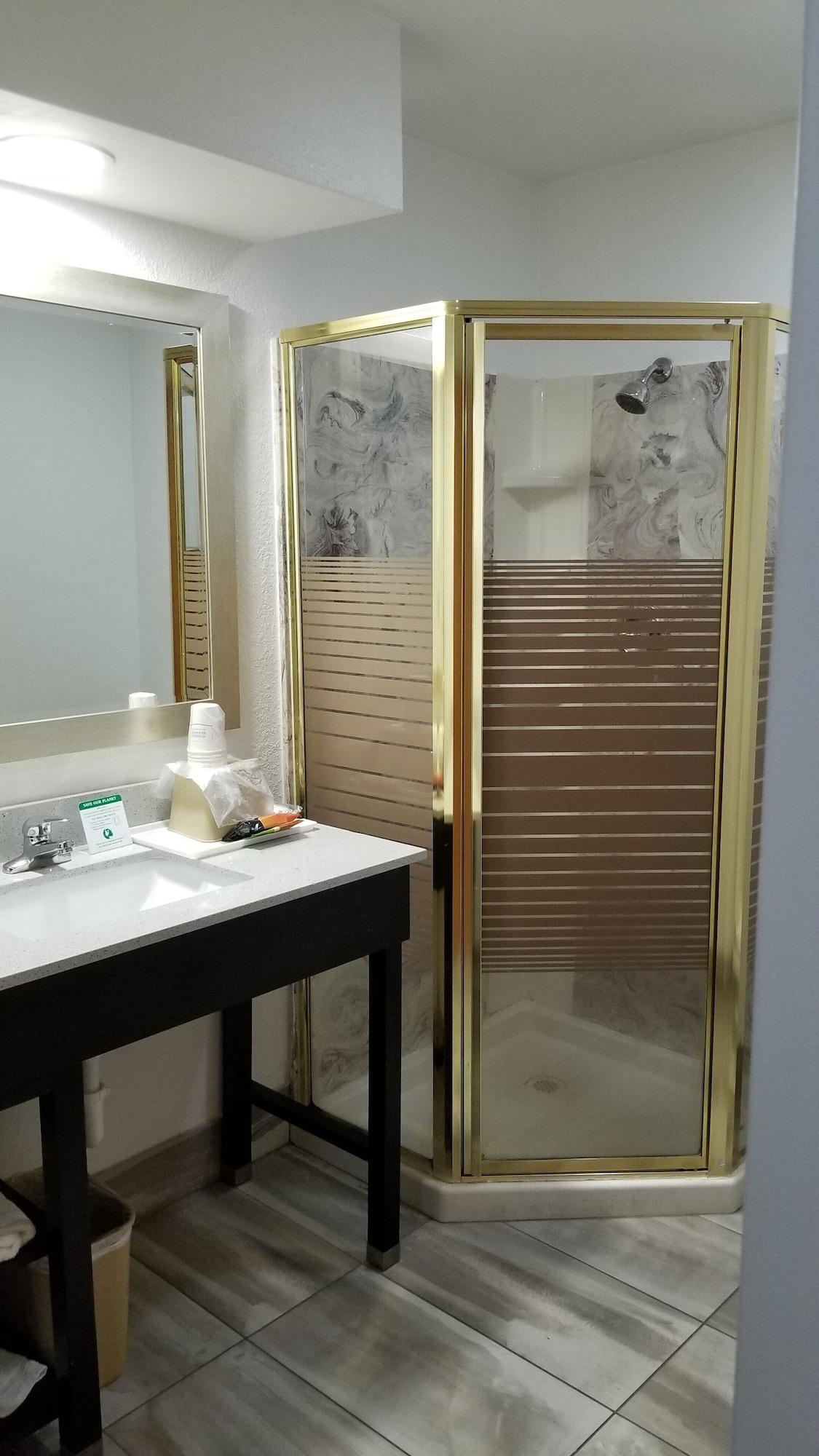 Super 8 By Wyndham Dickson Hotel Ngoại thất bức ảnh