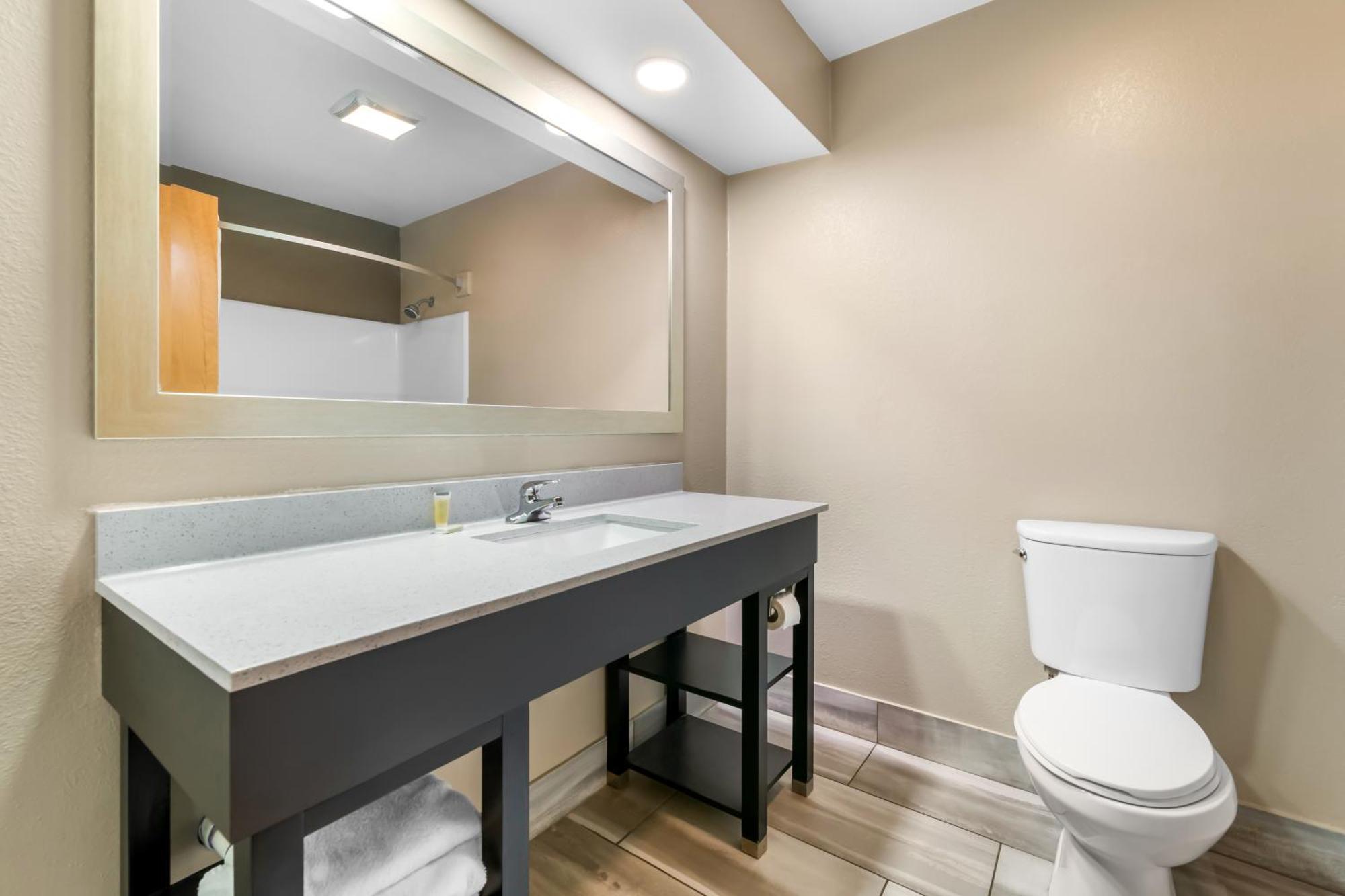 Super 8 By Wyndham Dickson Hotel Ngoại thất bức ảnh